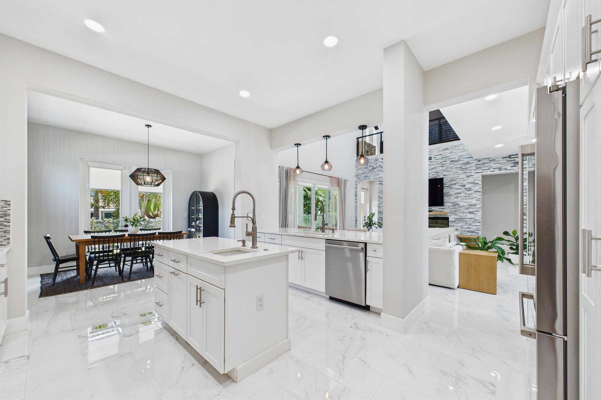 RIO VILLA UNIT III - Residential