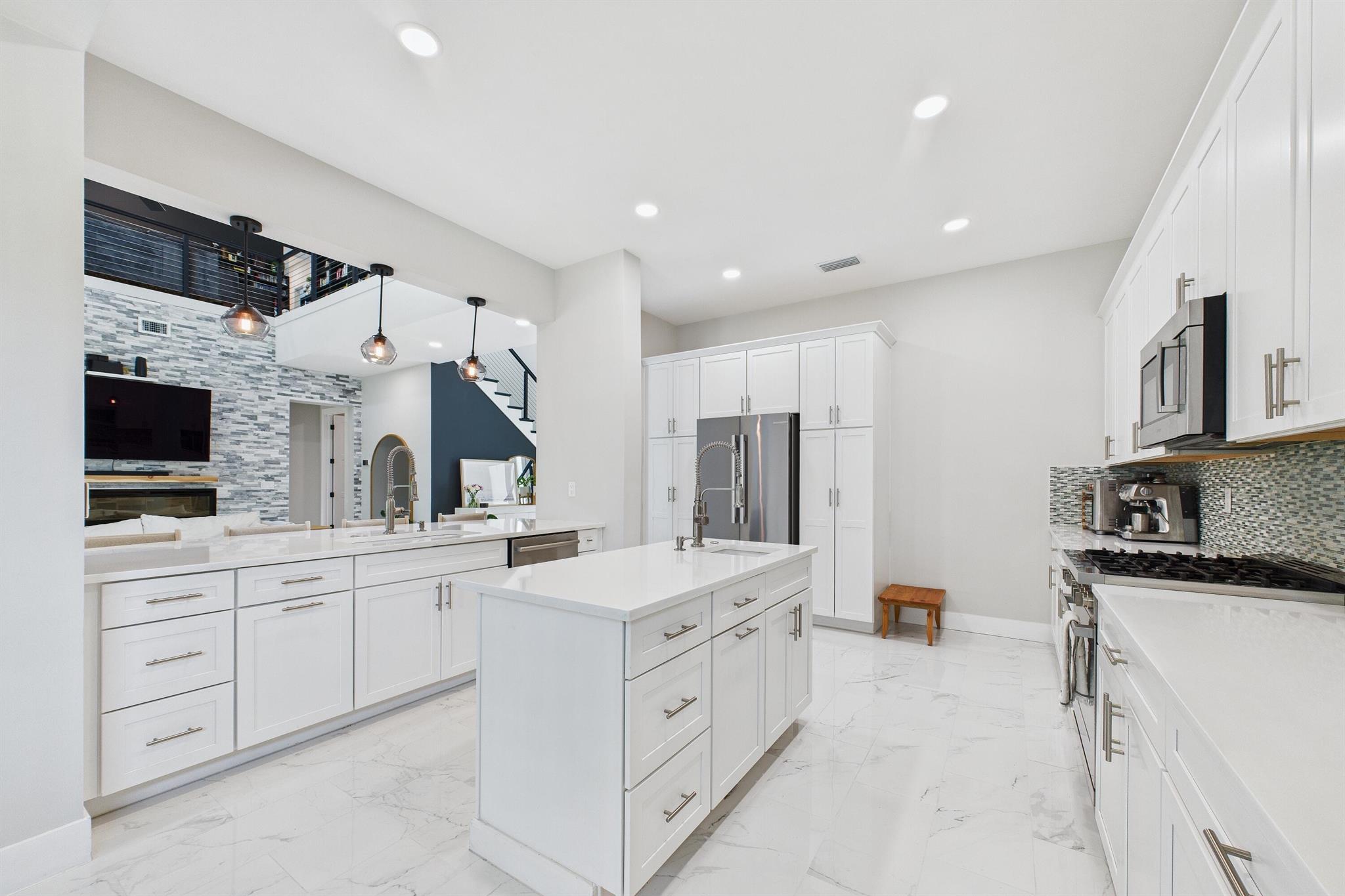 RIO VILLA UNIT III - Residential