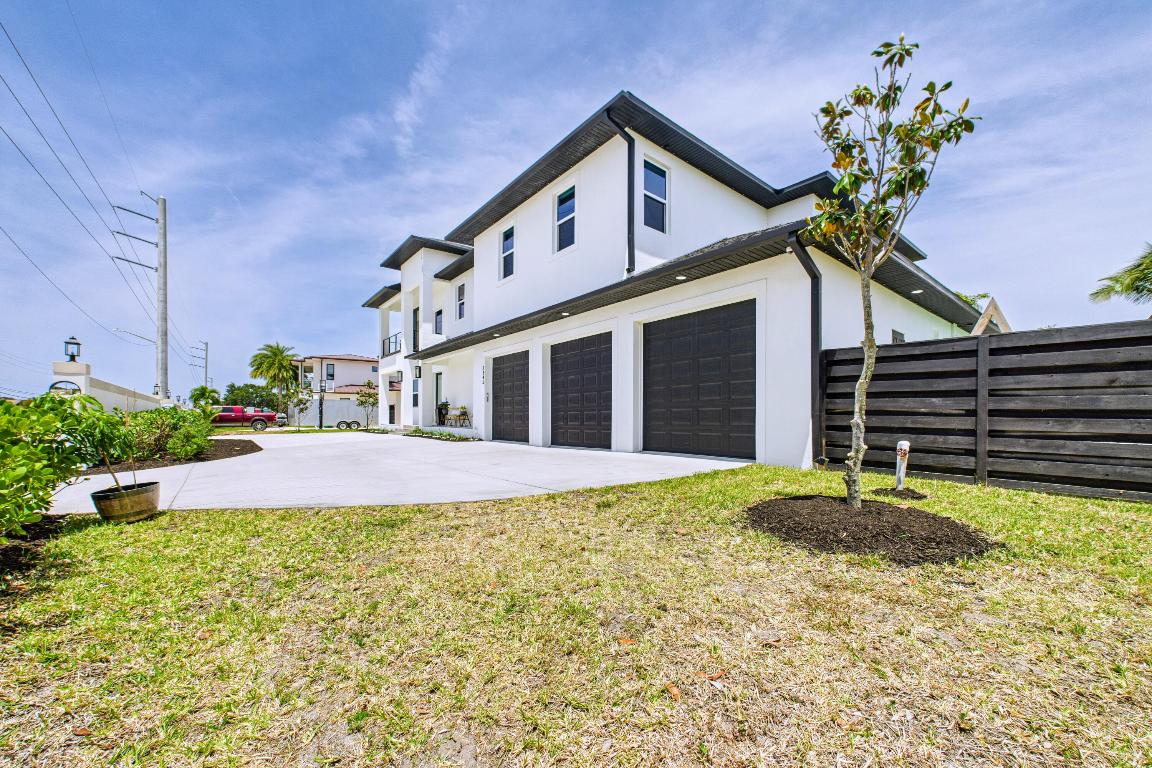 RIO VILLA UNIT III - Residential