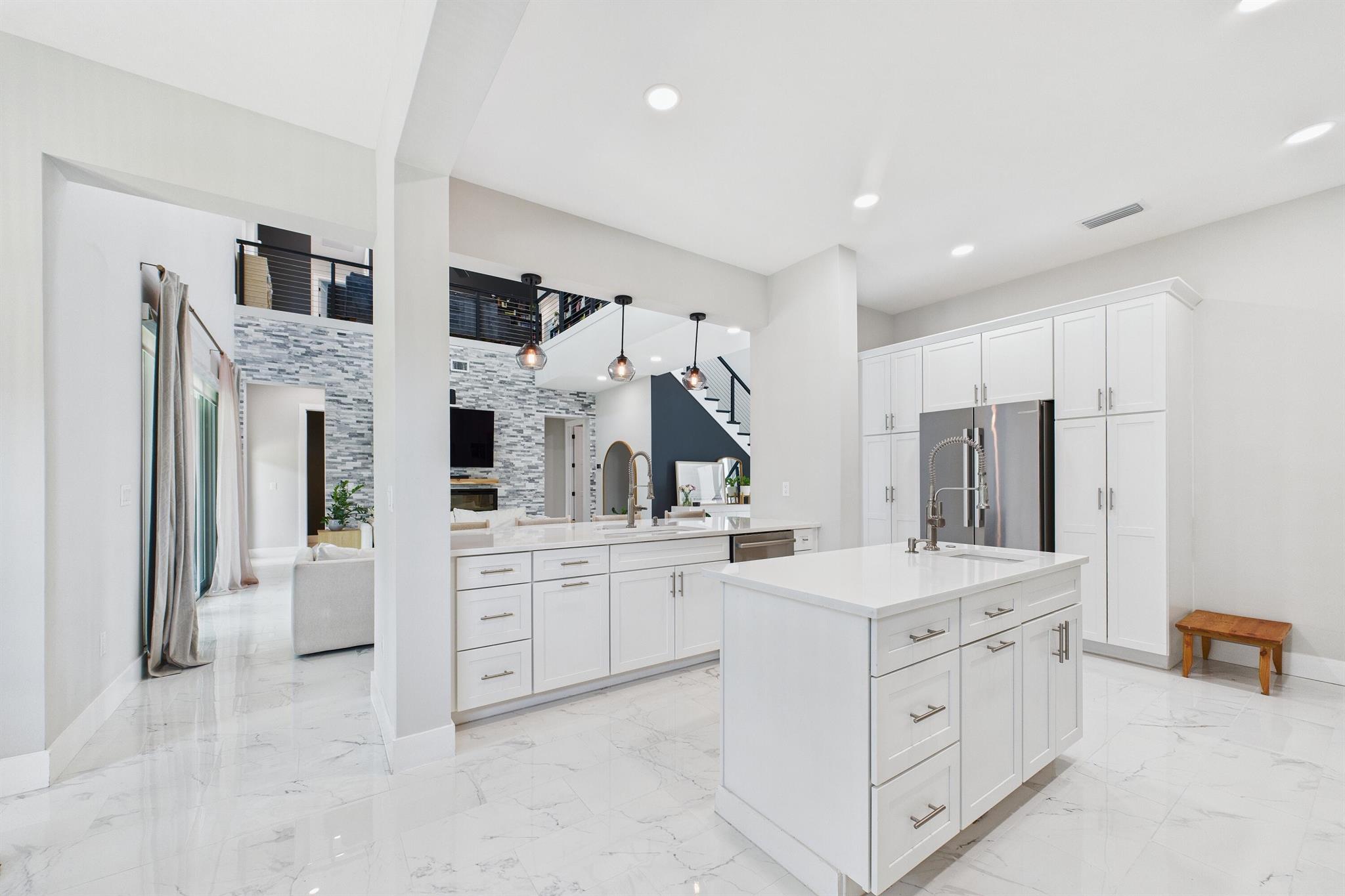 RIO VILLA UNIT III - Residential