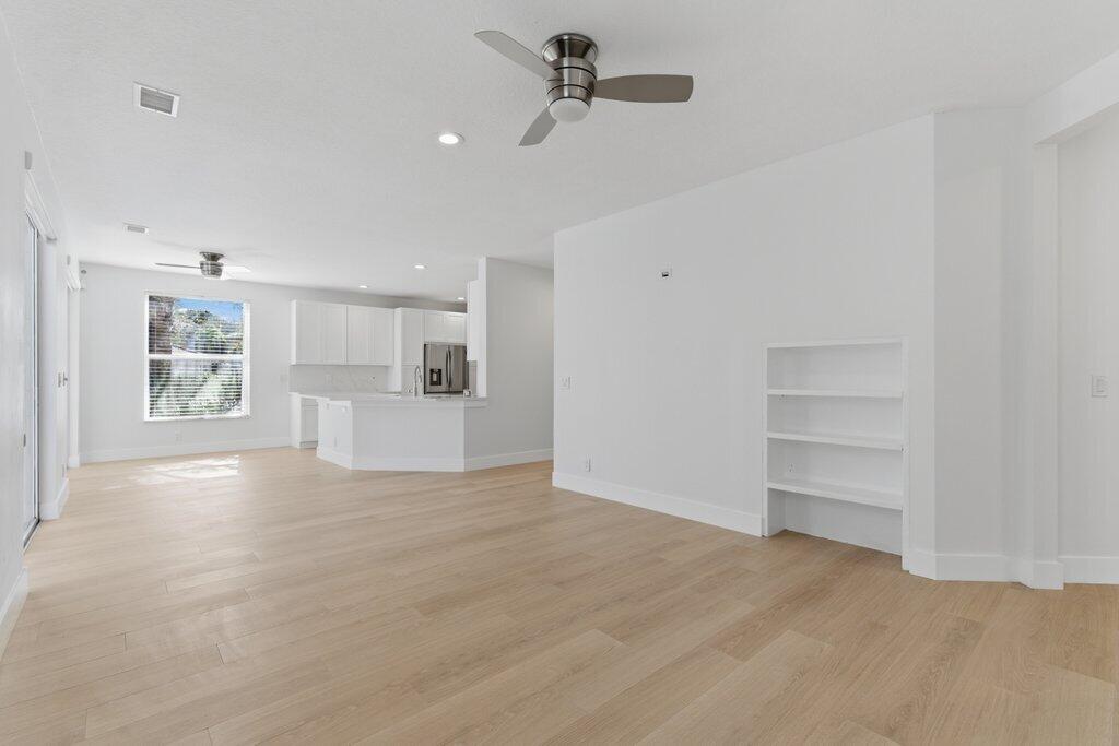 EGRET LANDING AT JUPITER - Residential