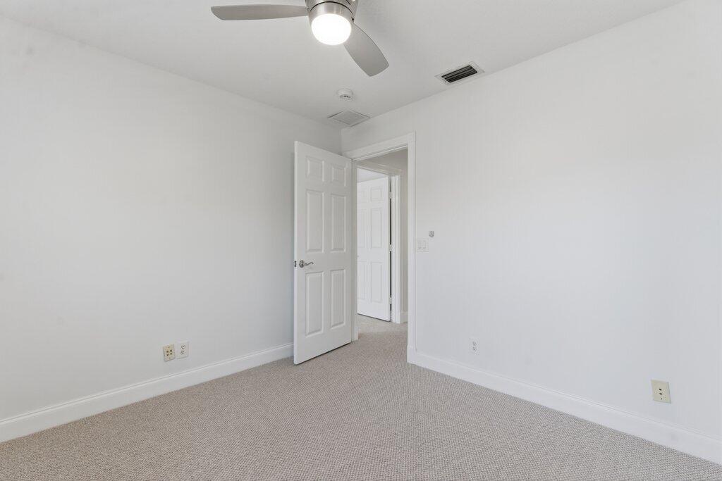 EGRET LANDING AT JUPITER - Residential