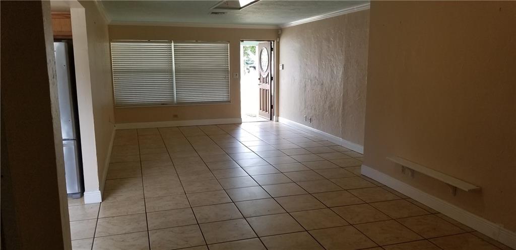 CRESTVIEW - Residential Lease