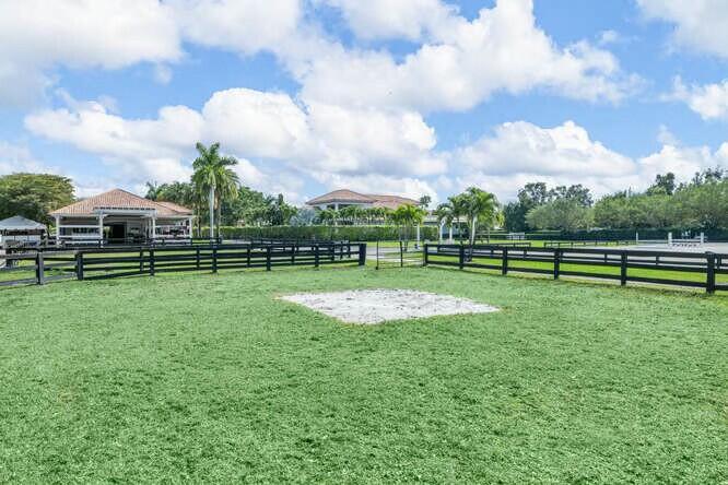 SADDLE TRAIL PARK OF WELL - Residential Lease