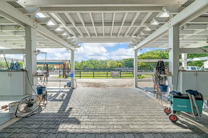 SADDLE TRAIL PARK OF WELL - Residential Lease