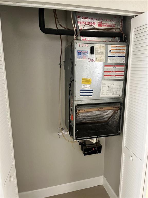 Collier Manor 2nd Add 37- - Residential