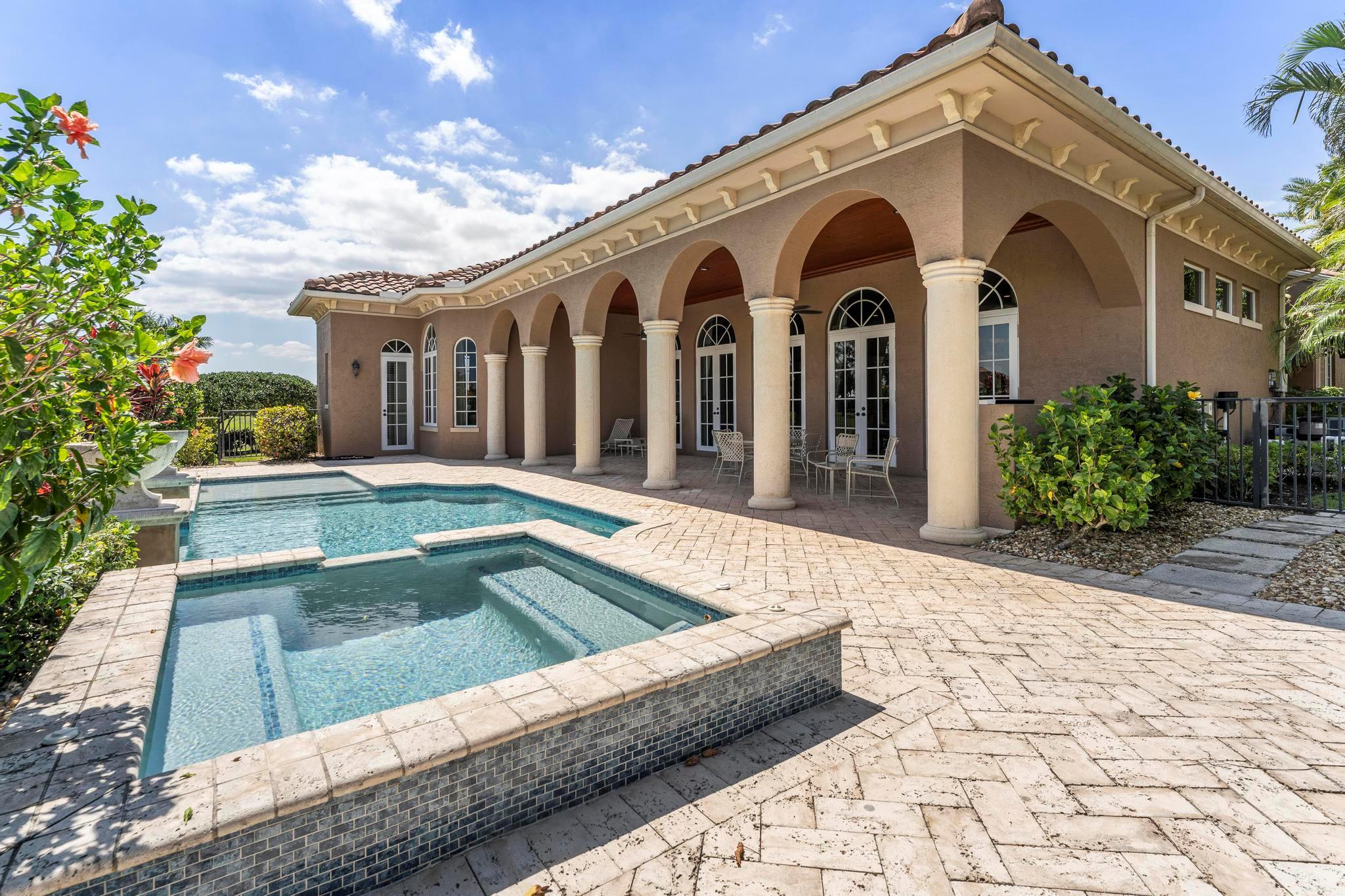 Tesoro Club - Residential