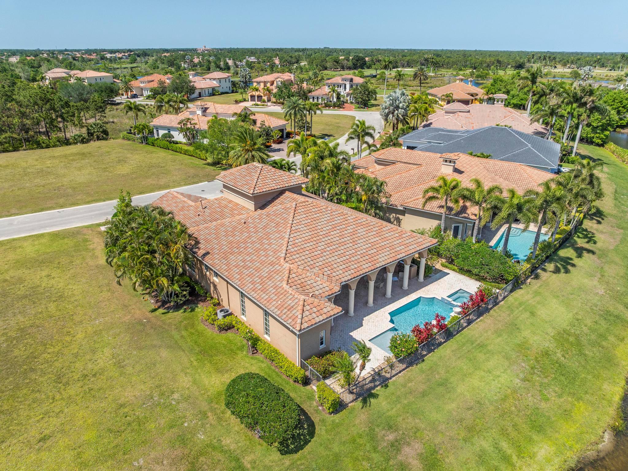Tesoro Club - Residential