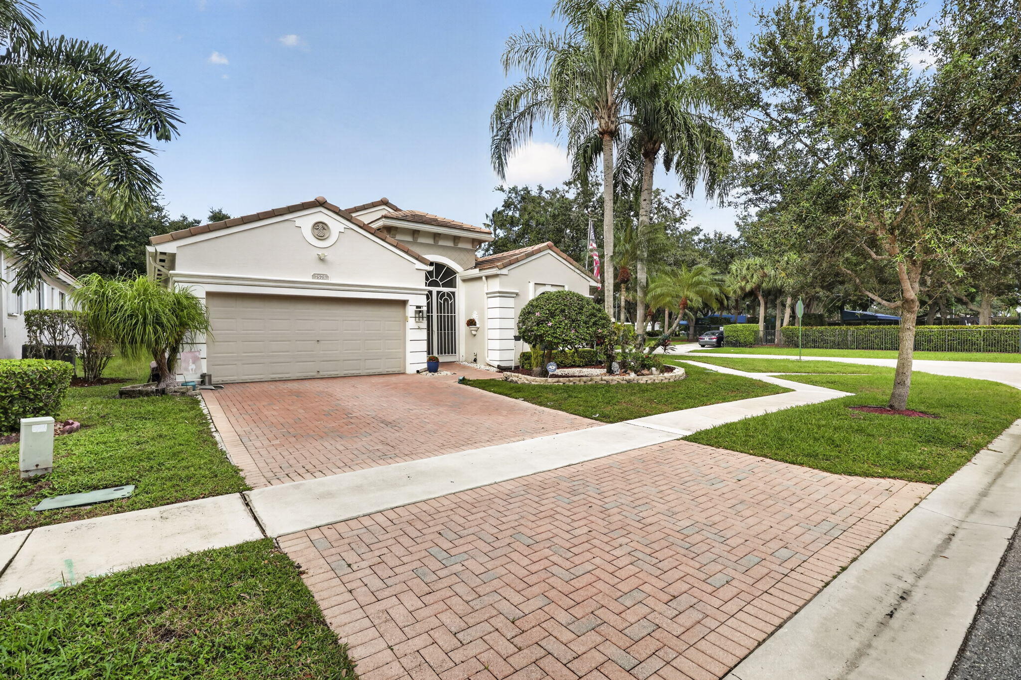 7575 New Holland Way