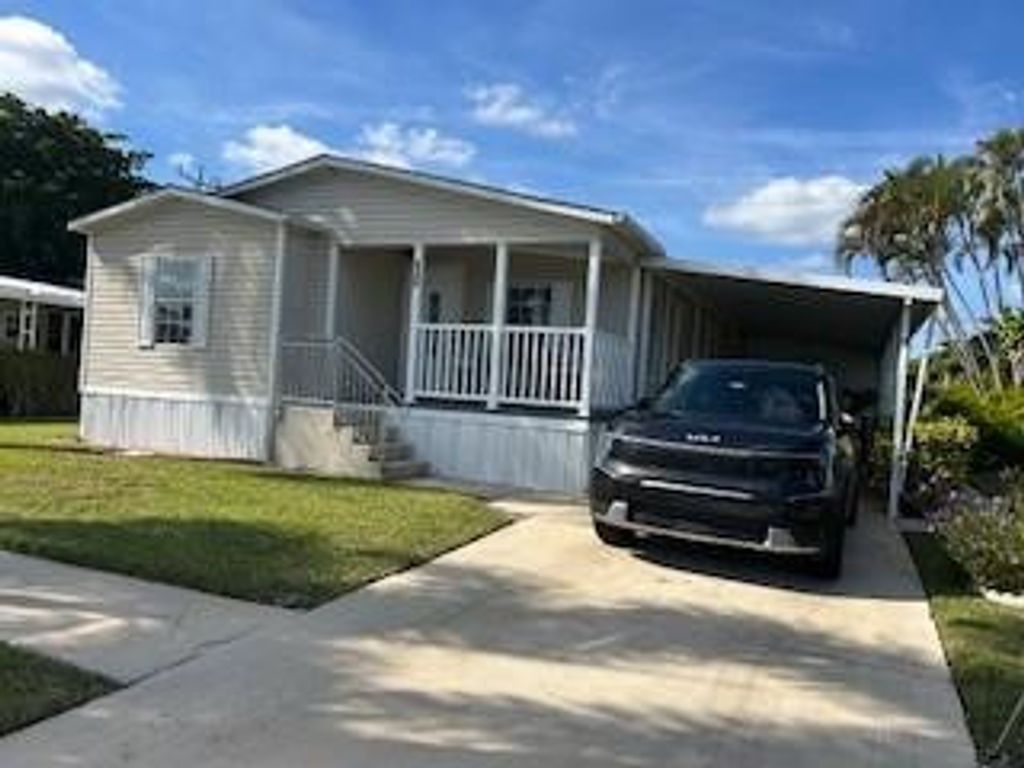 Photo of 5347 NW 1st Way, Deerfield Beach, FL 33064 (MLS # F10539690)