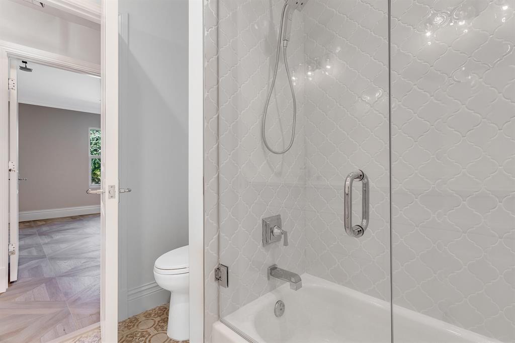 HORSESHOE ACRES - Residential