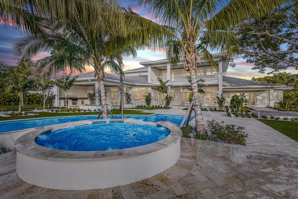 HORSESHOE ACRES - Residential