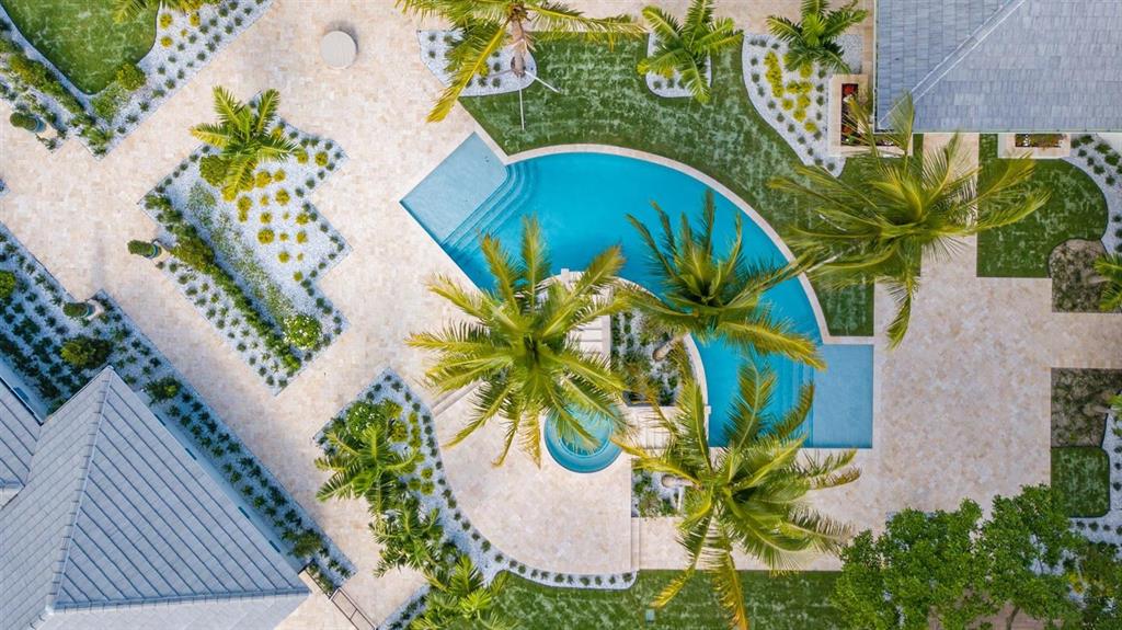 HORSESHOE ACRES - Residential