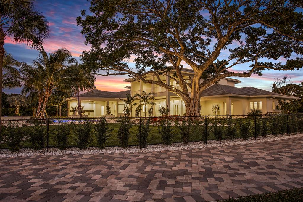 HORSESHOE ACRES - Residential