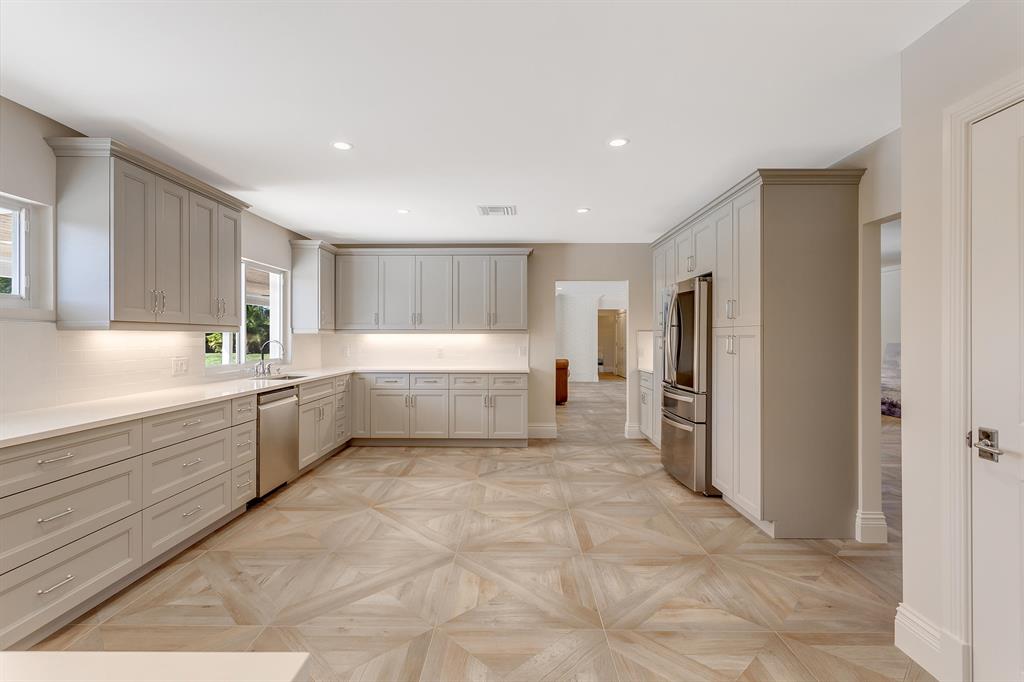 HORSESHOE ACRES - Residential