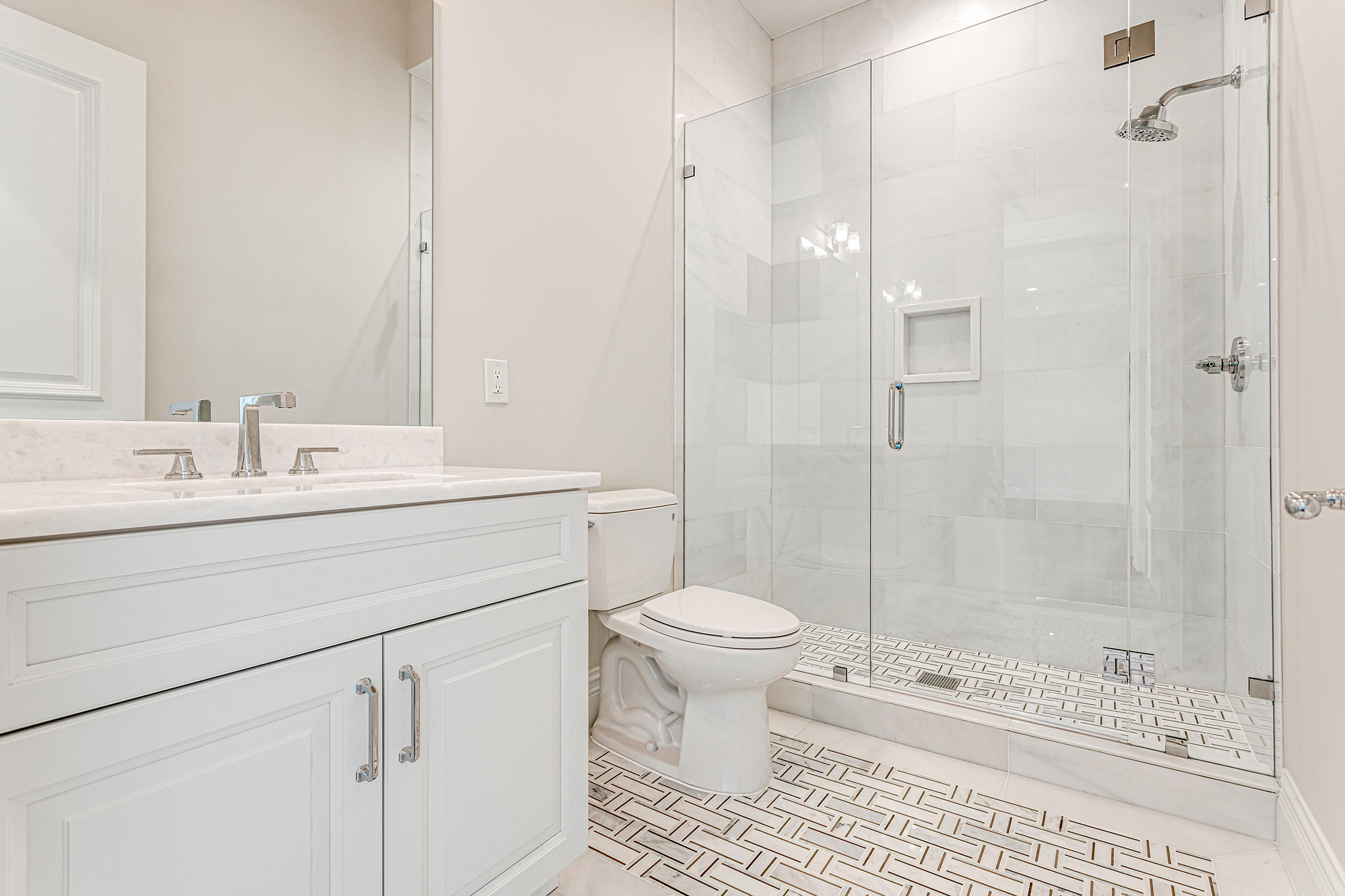 HORSESHOE ACRES - Residential