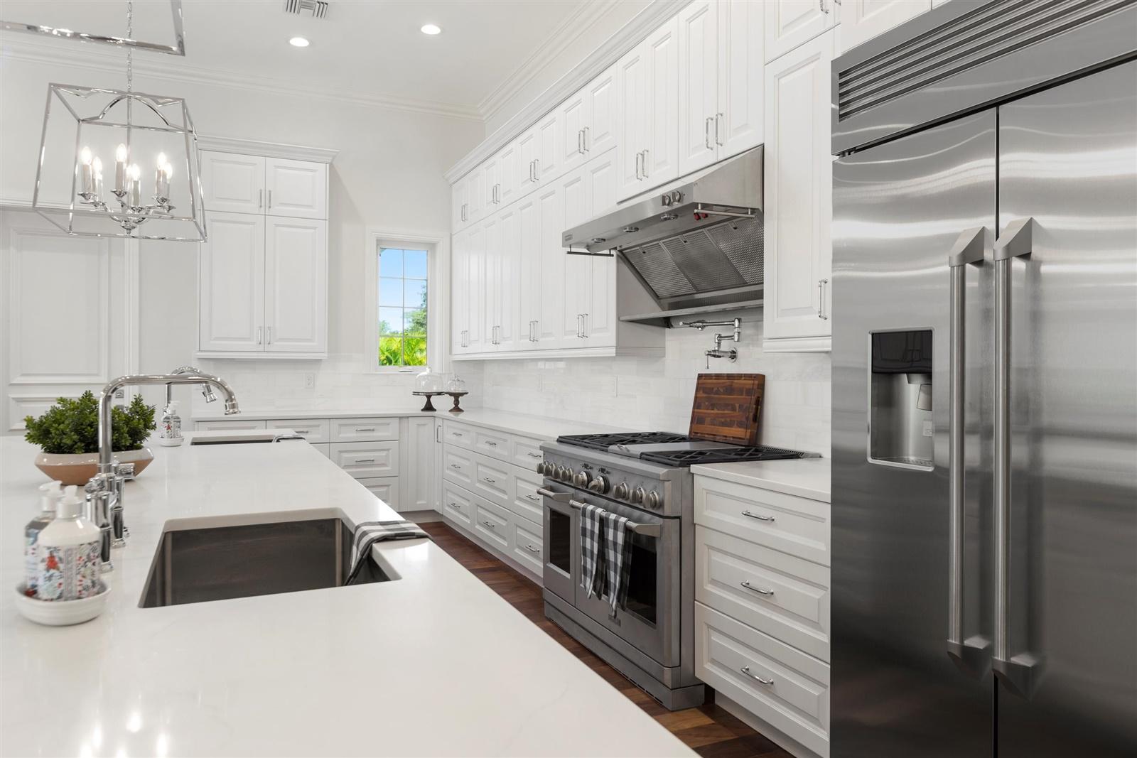 HORSESHOE ACRES - Residential