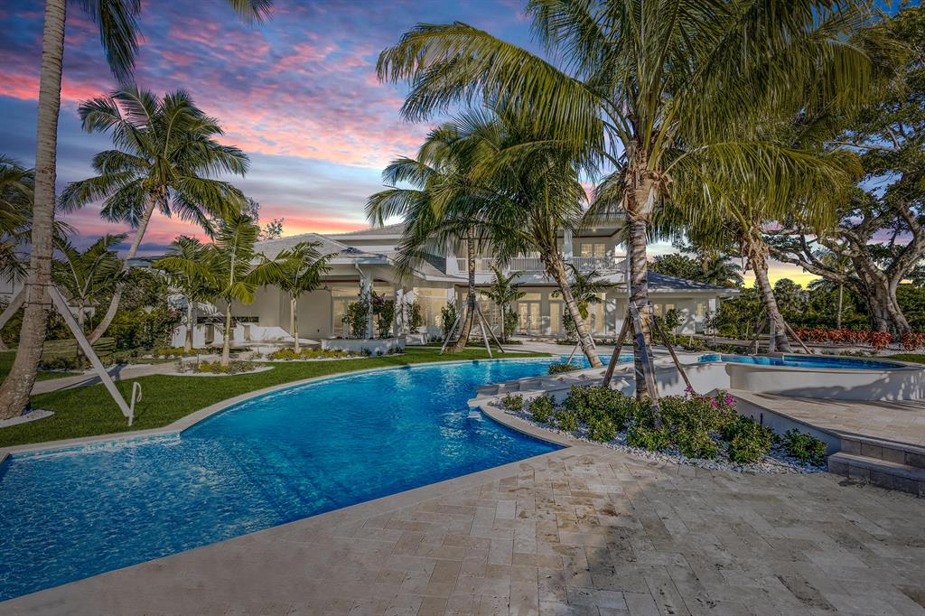 HORSESHOE ACRES - Residential