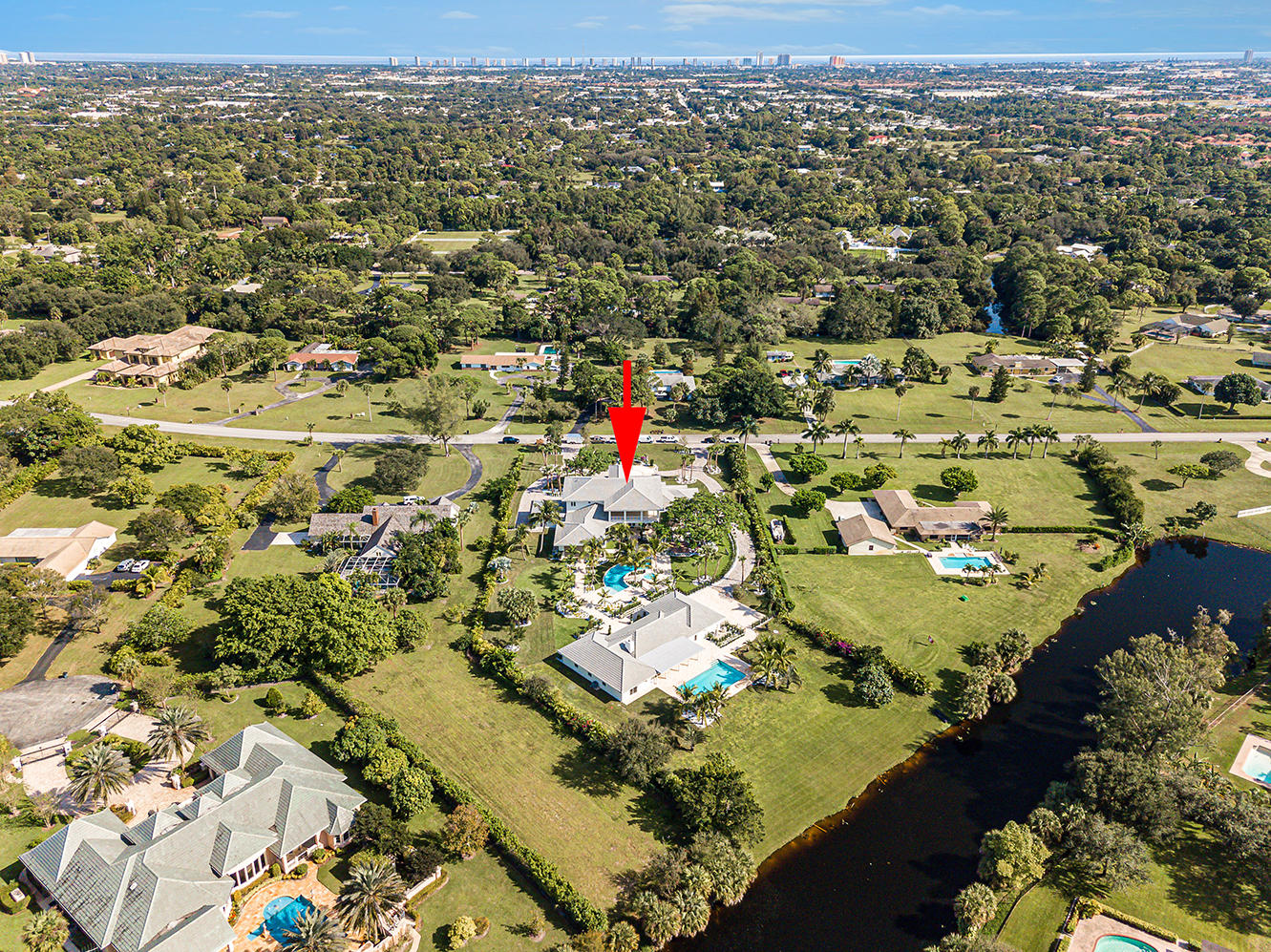 HORSESHOE ACRES - Residential