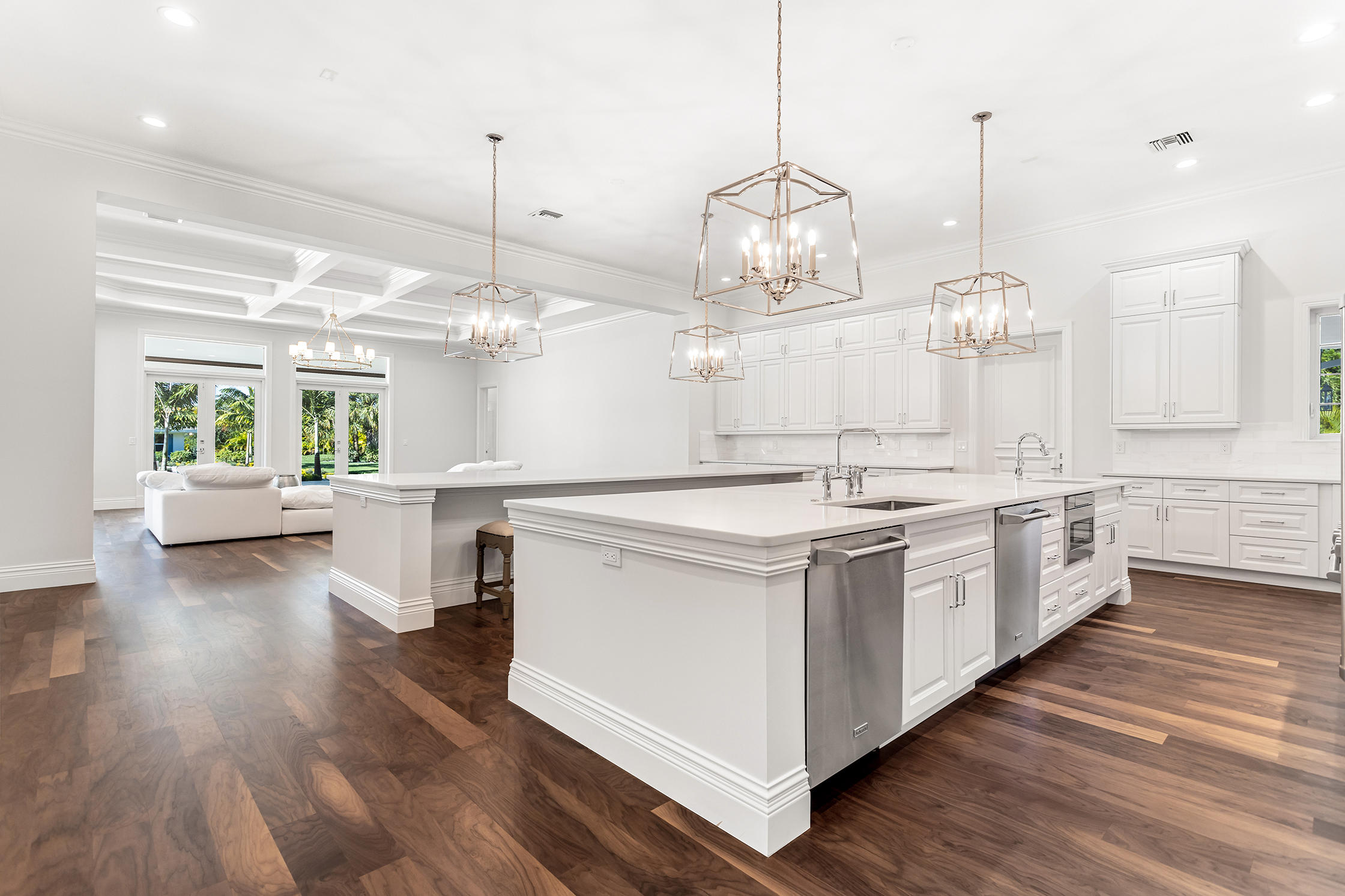 HORSESHOE ACRES - Residential