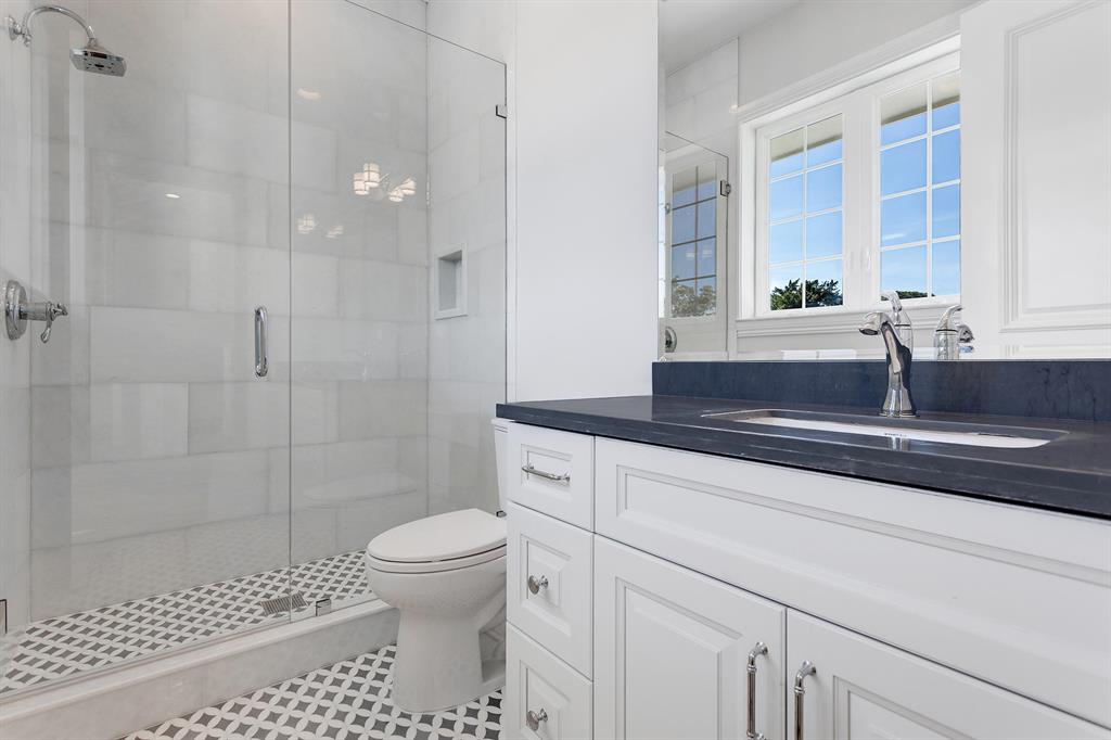 HORSESHOE ACRES - Residential