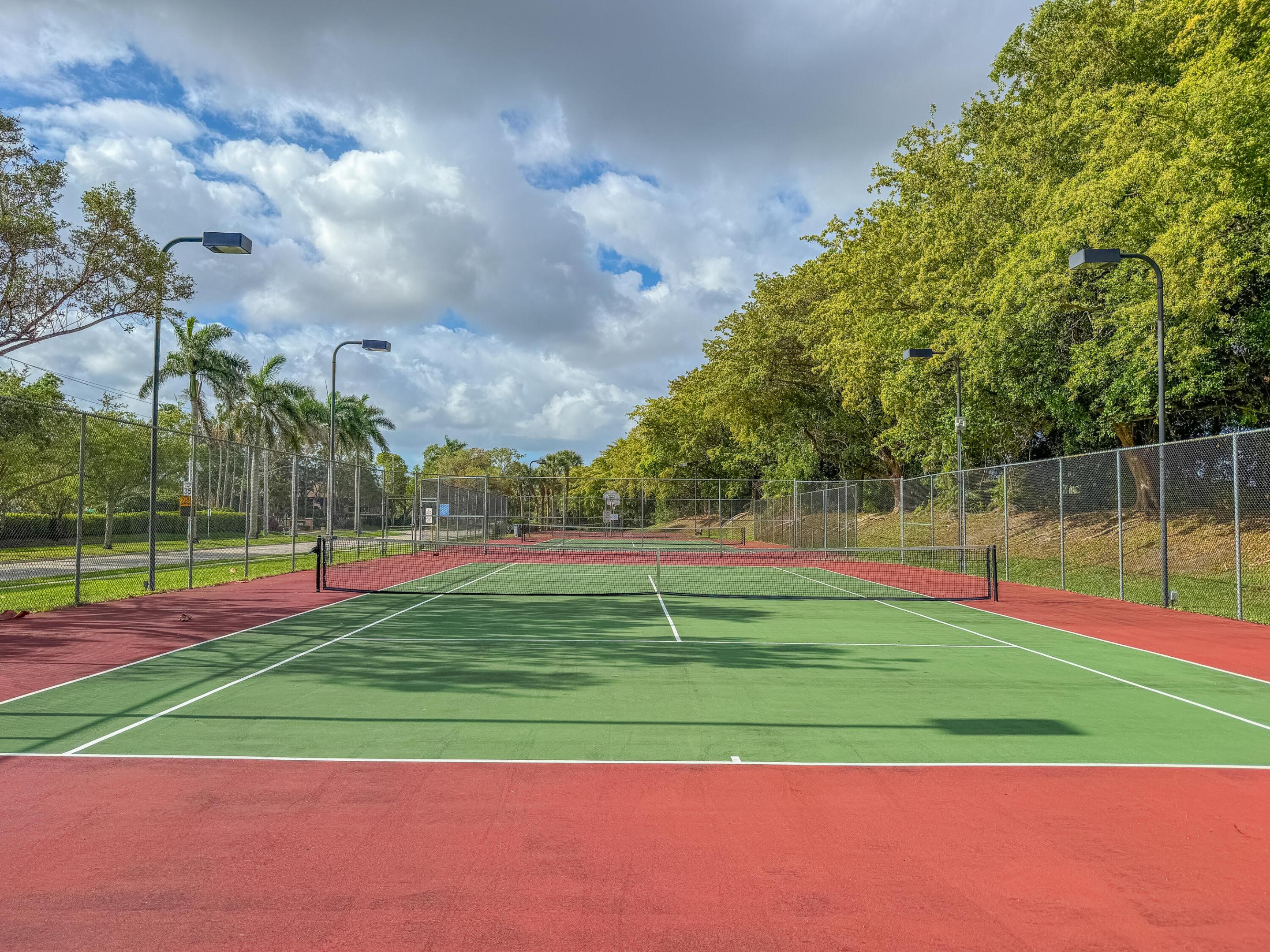 LAND SECTION 6-SOUTH - Residential