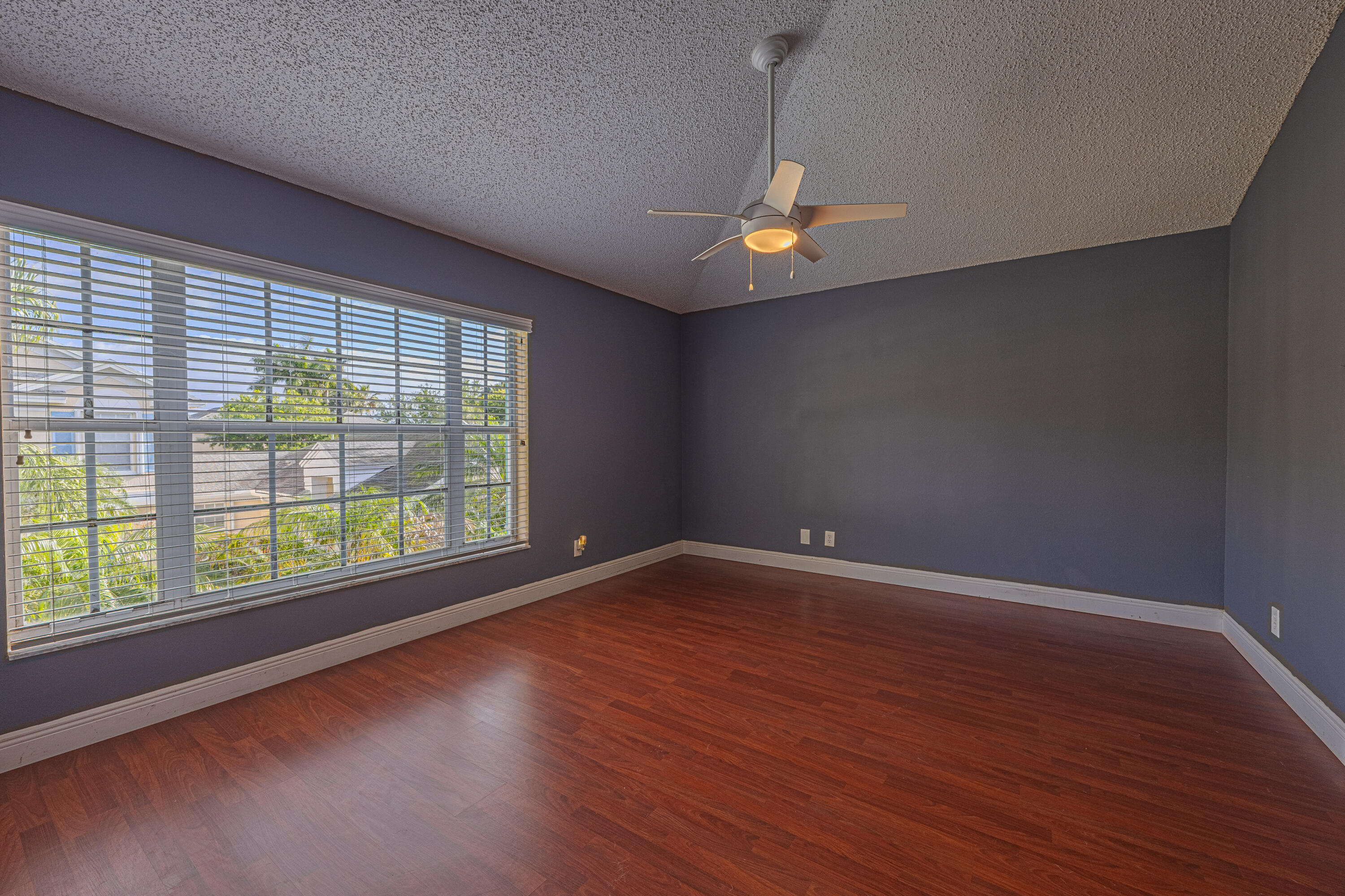 LAND SECTION 6-SOUTH - Residential