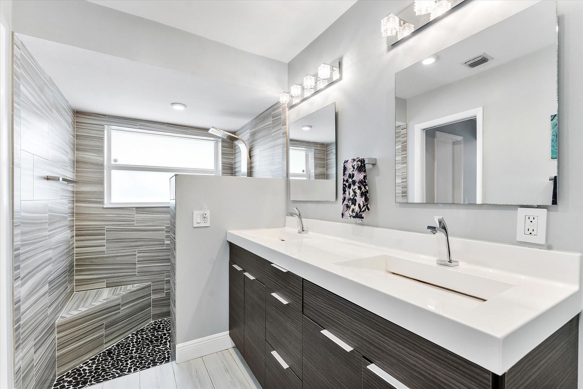 Shadow Wood 80-38 B - Residential