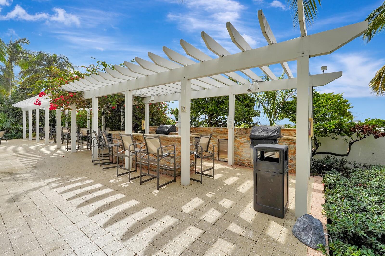 Plaza At Oceanside - Residential