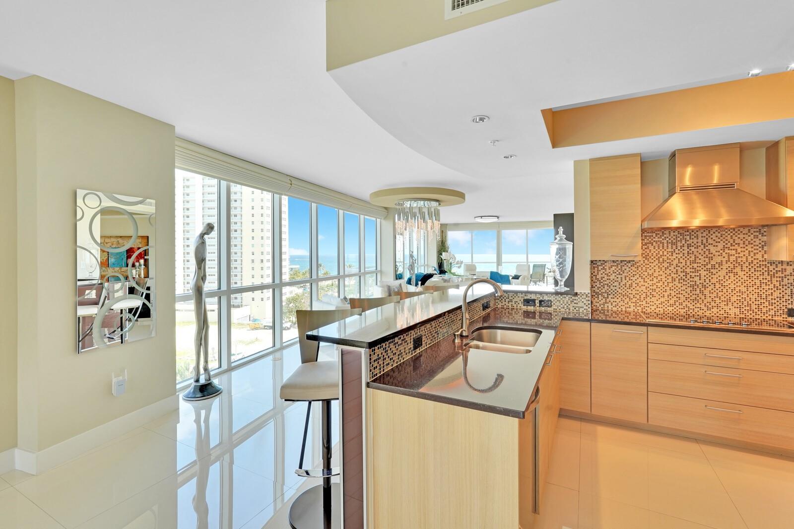 Plaza At Oceanside - Residential