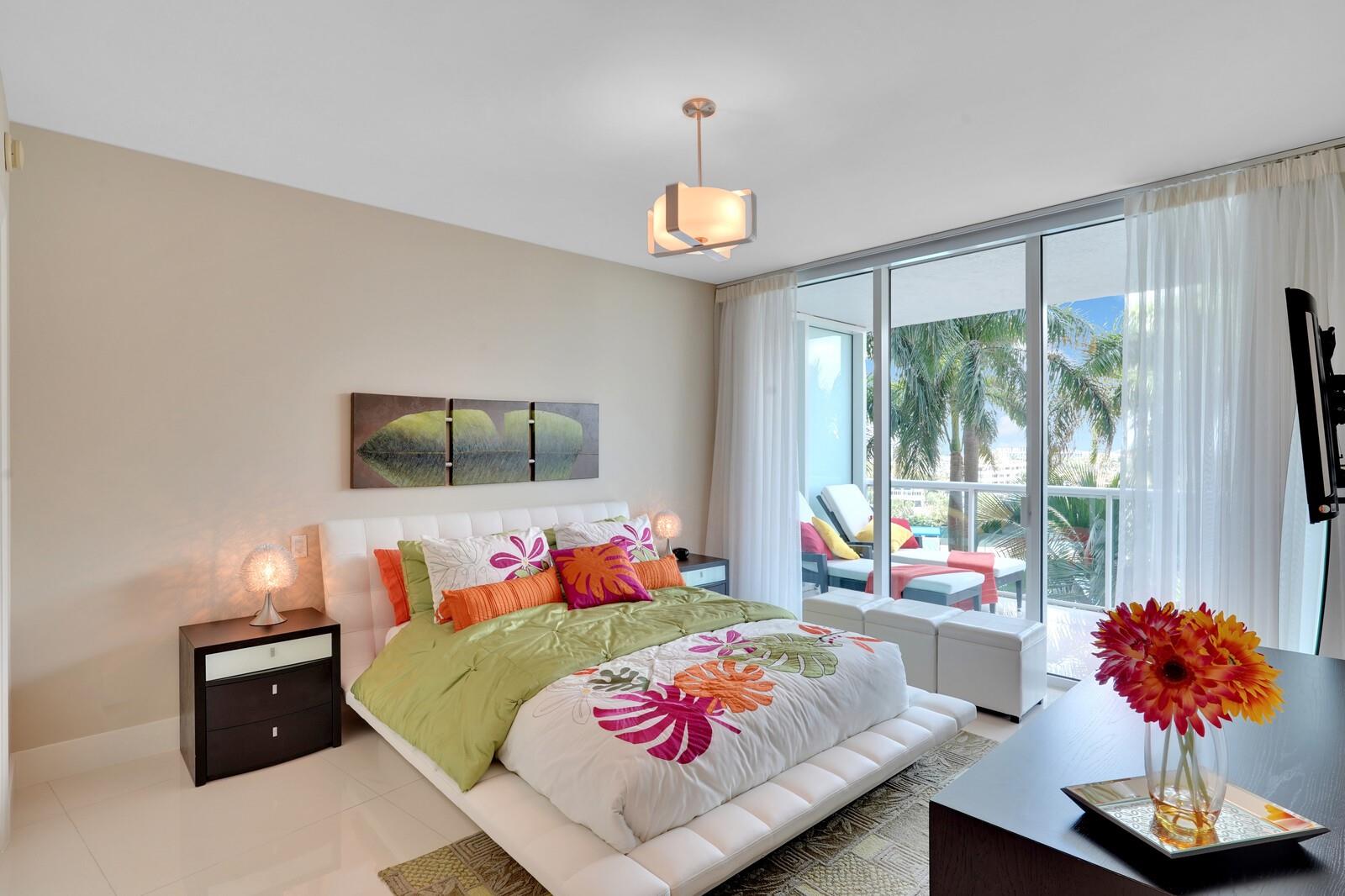 Plaza At Oceanside - Residential