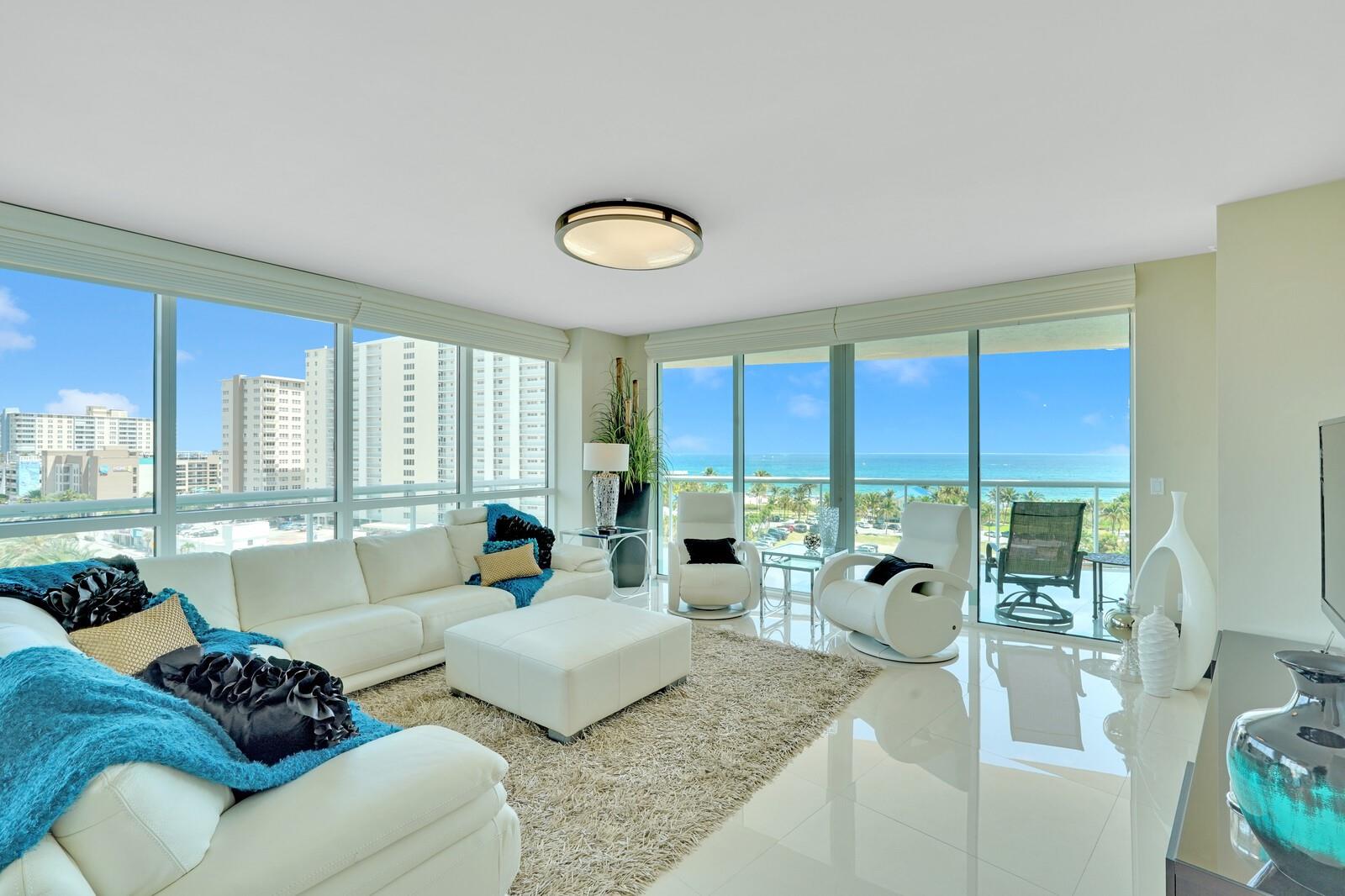 Plaza At Oceanside - Residential