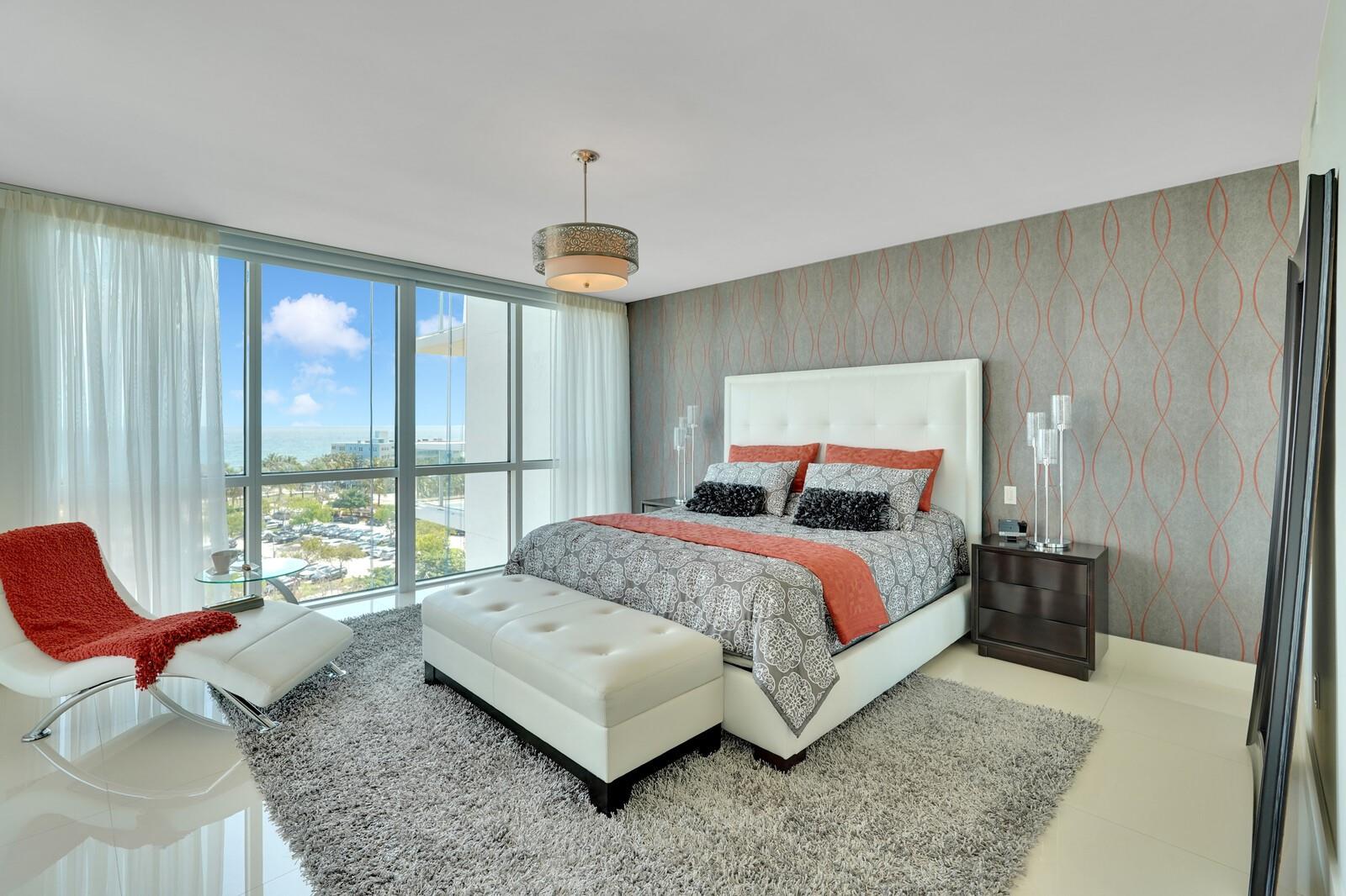 Plaza At Oceanside - Residential