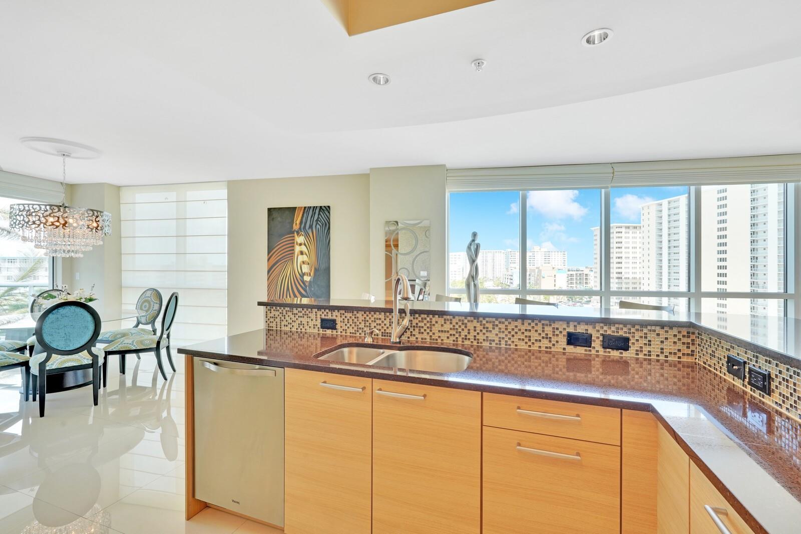 Plaza At Oceanside - Residential