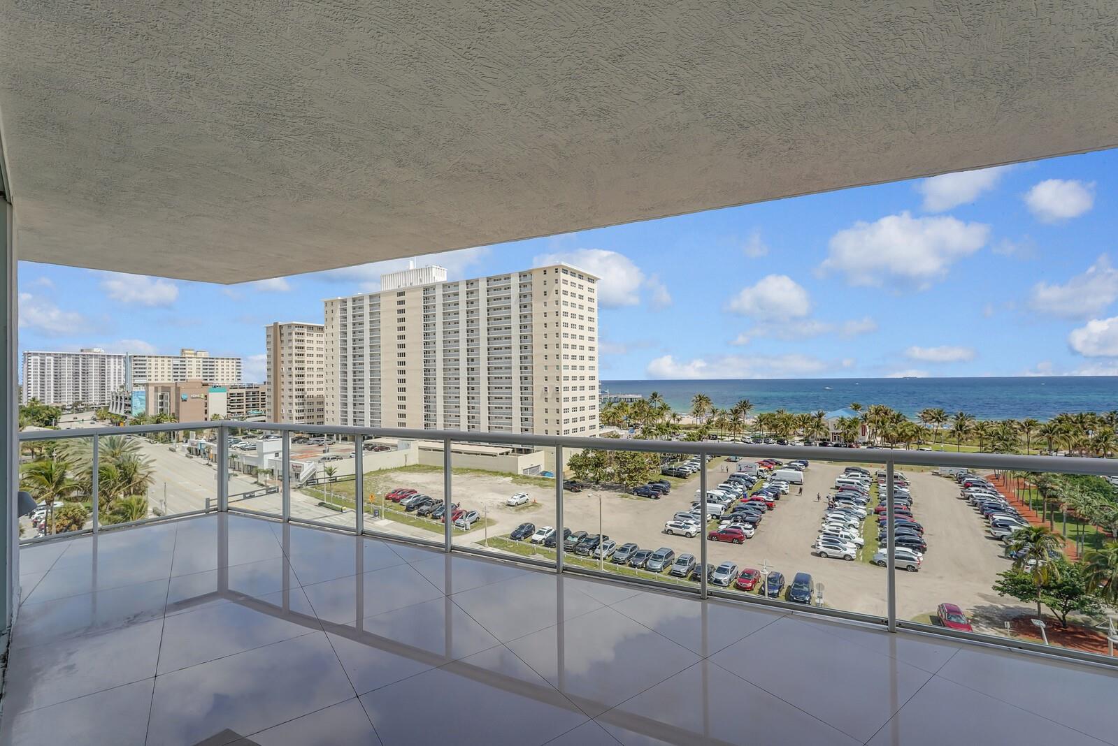 Plaza At Oceanside - Residential