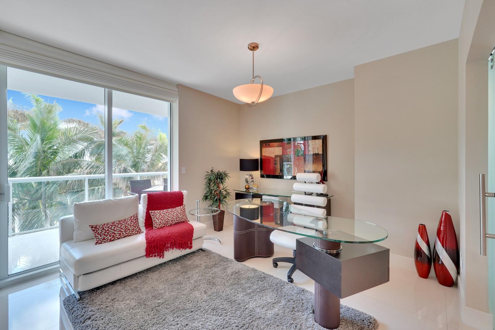 Plaza At Oceanside - Residential