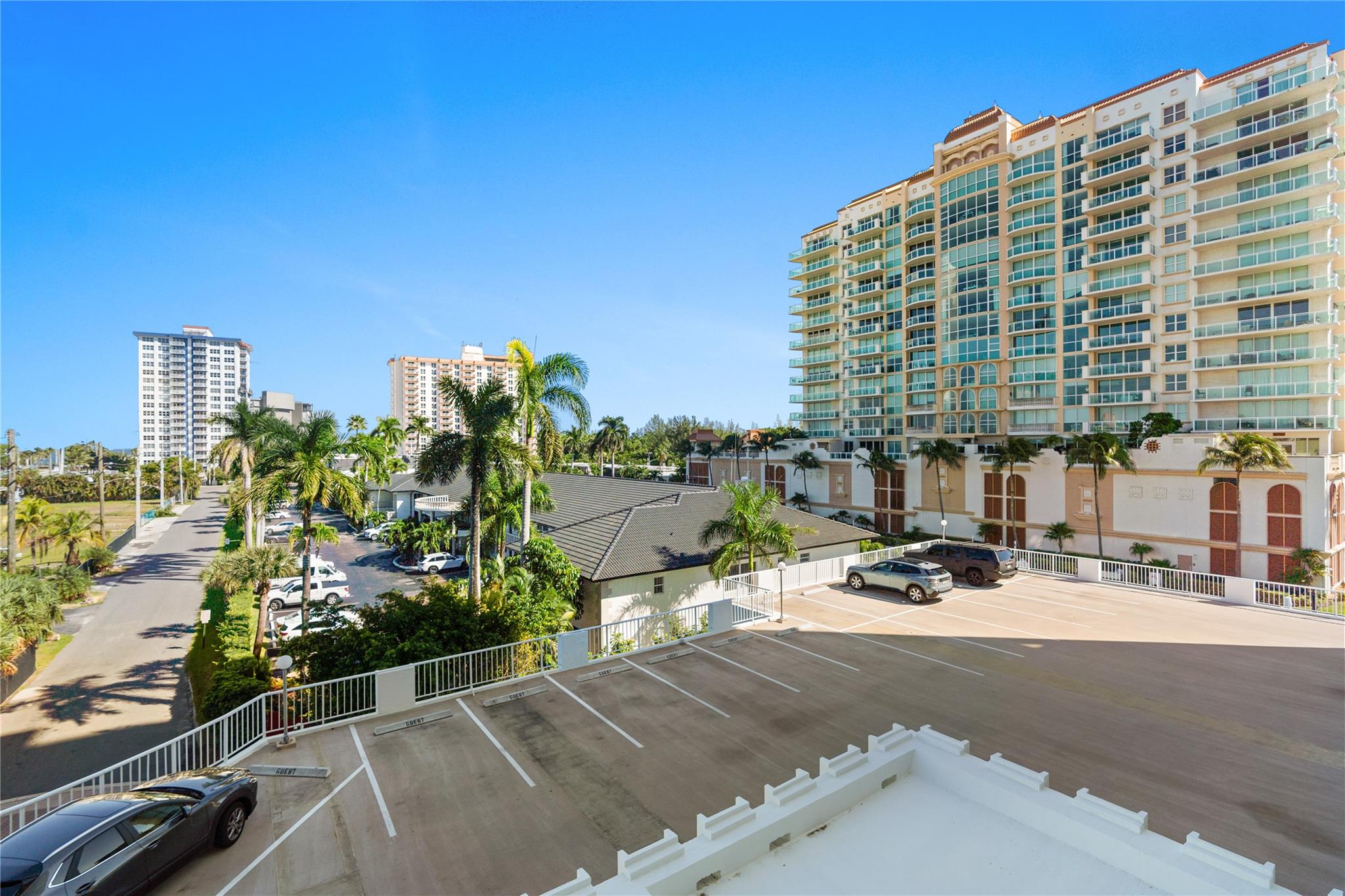 SUNRISE EAST - Residential