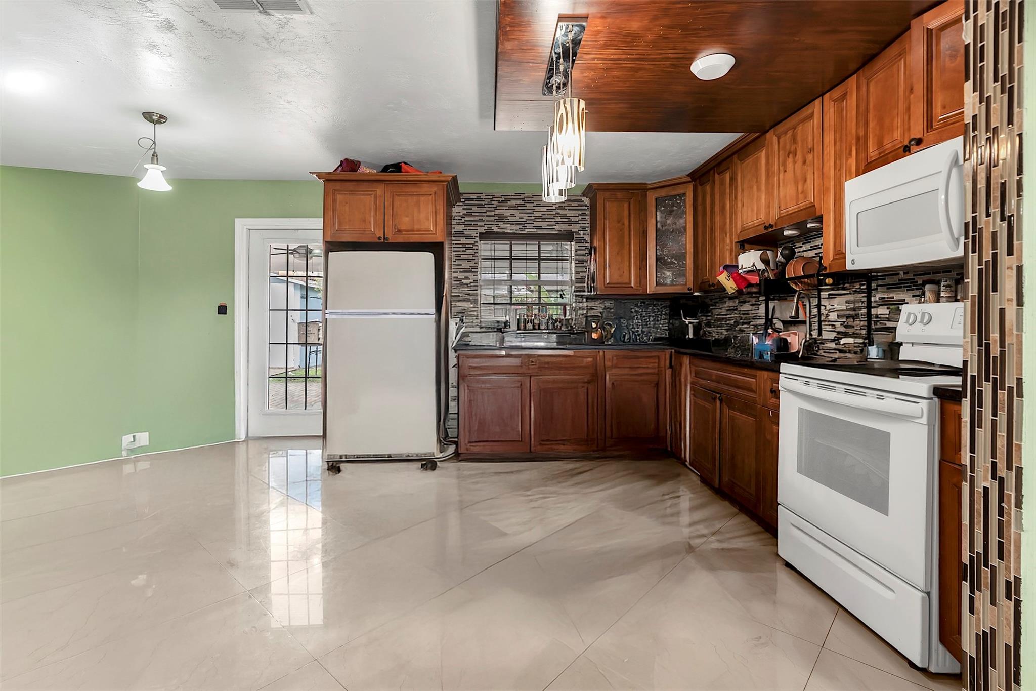 Collier Estates 1st Add 4 - Residential