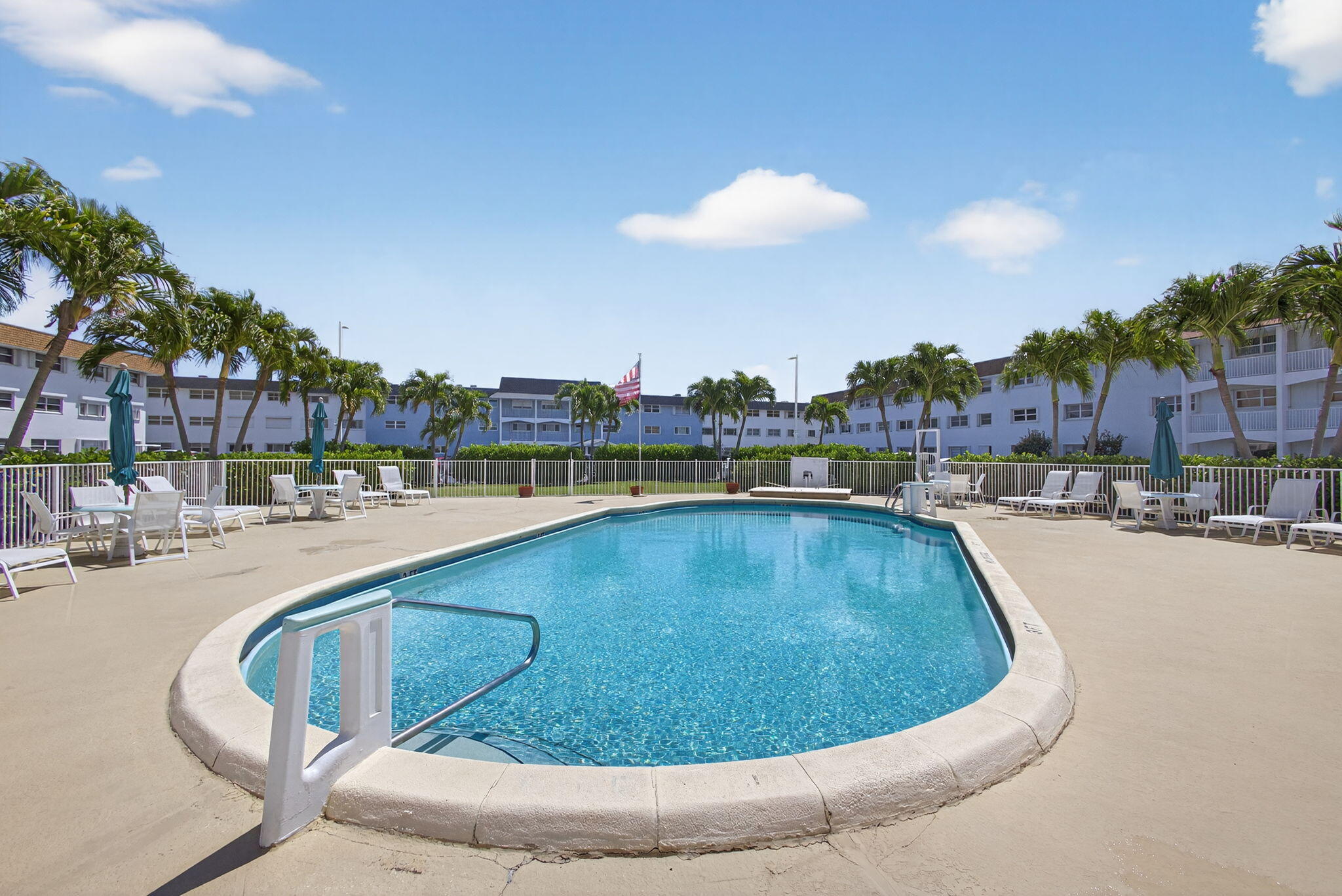 SHORE CLUB APTS B & C CONDO - Residential