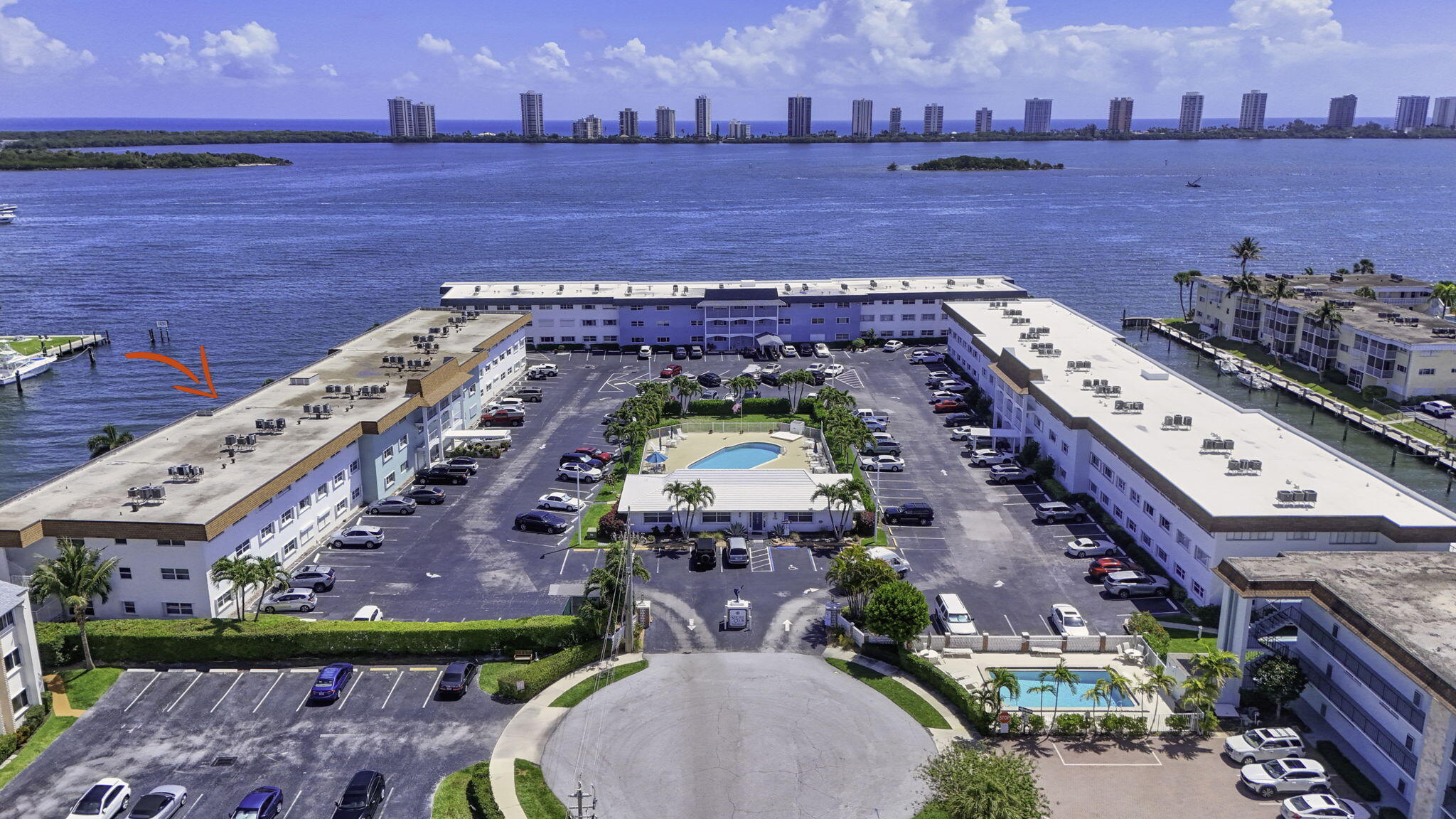 SHORE CLUB APTS B & C CONDO - Residential