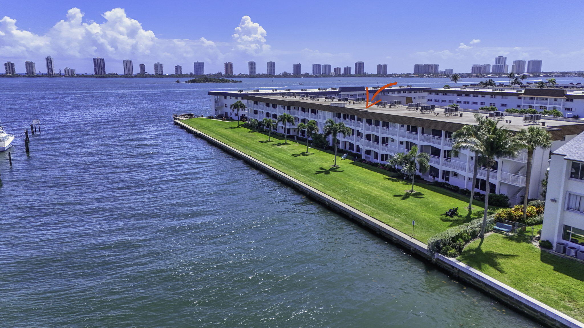 SHORE CLUB APTS B & C CONDO - Residential