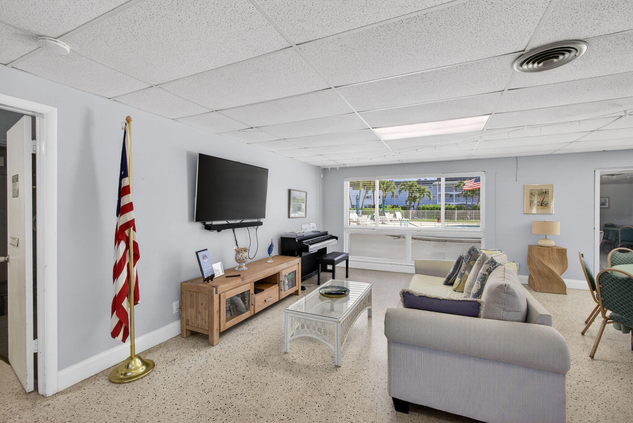 SHORE CLUB APTS B & C CONDO - Residential