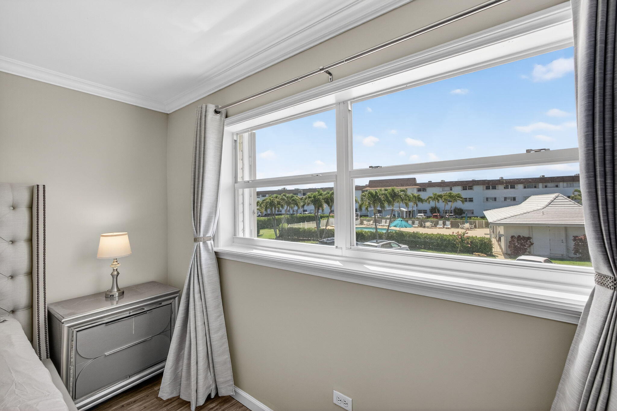 SHORE CLUB APTS B & C CONDO - Residential