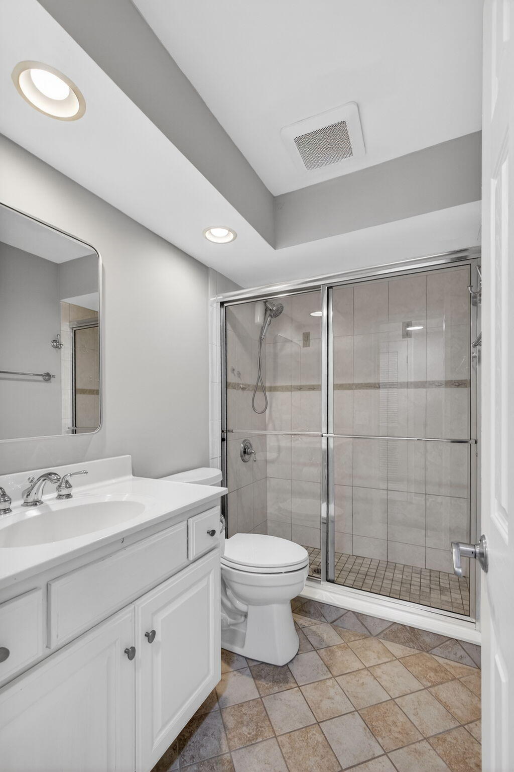 SHORE CLUB APTS B & C CONDO - Residential