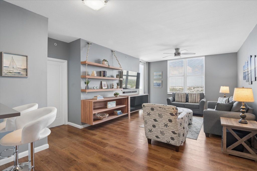 Photo of 511 SE 5th Avenue #2110, Fort Lauderdale, FL 33301 (MLS # B26042101)