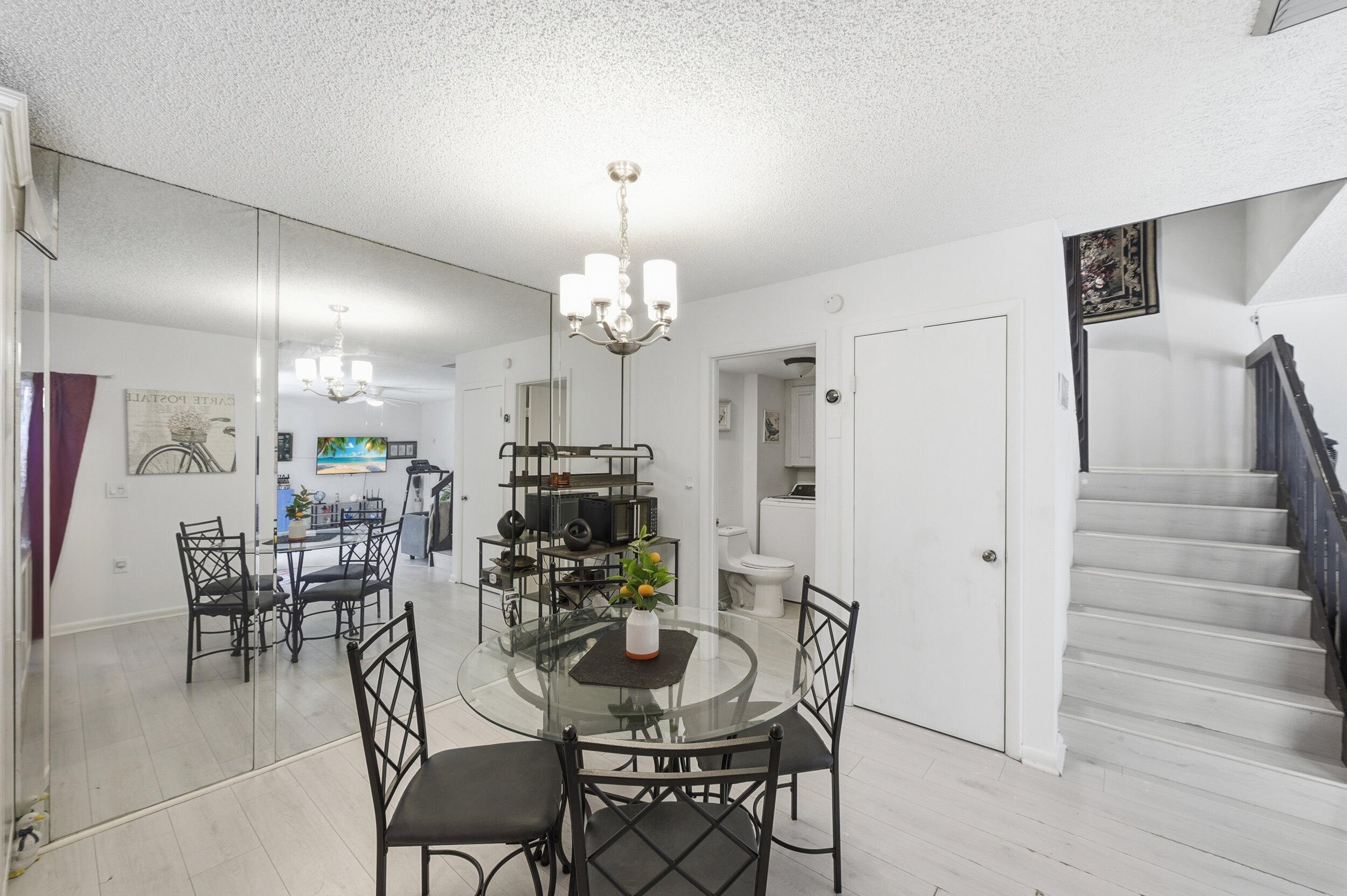 GLENWOOD TWNHS - Residential