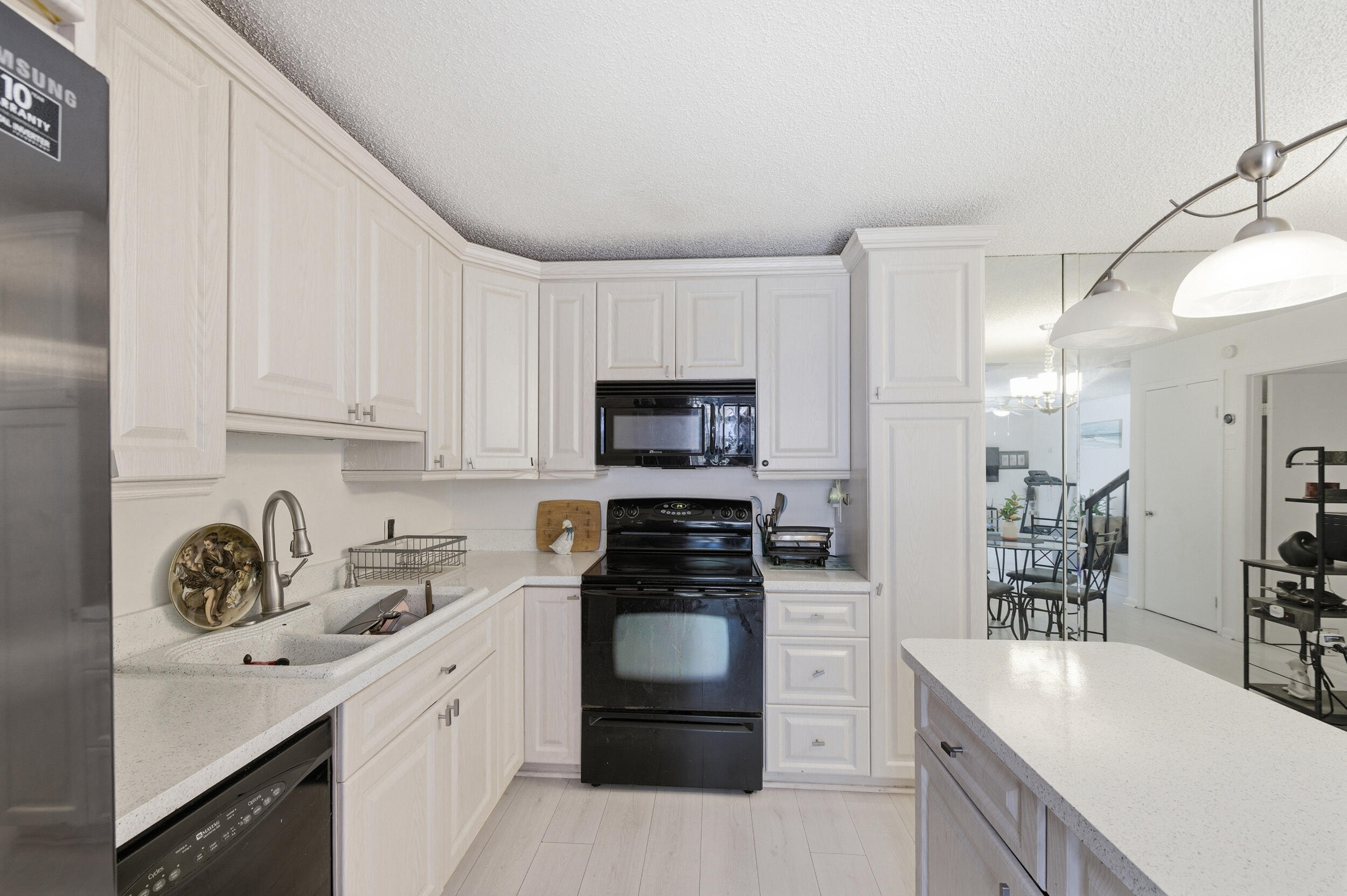 GLENWOOD TWNHS - Residential