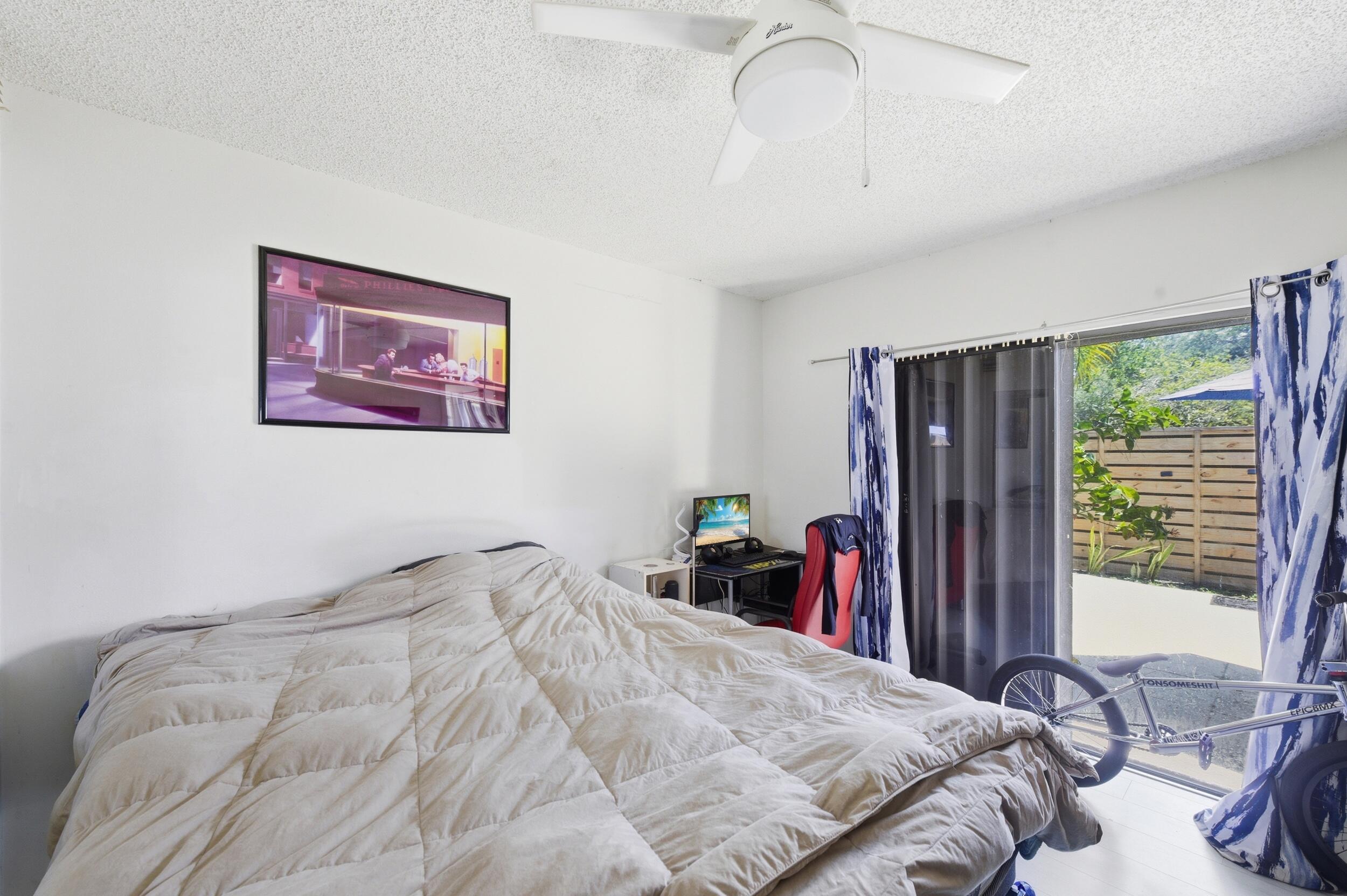 GLENWOOD TWNHS - Residential
