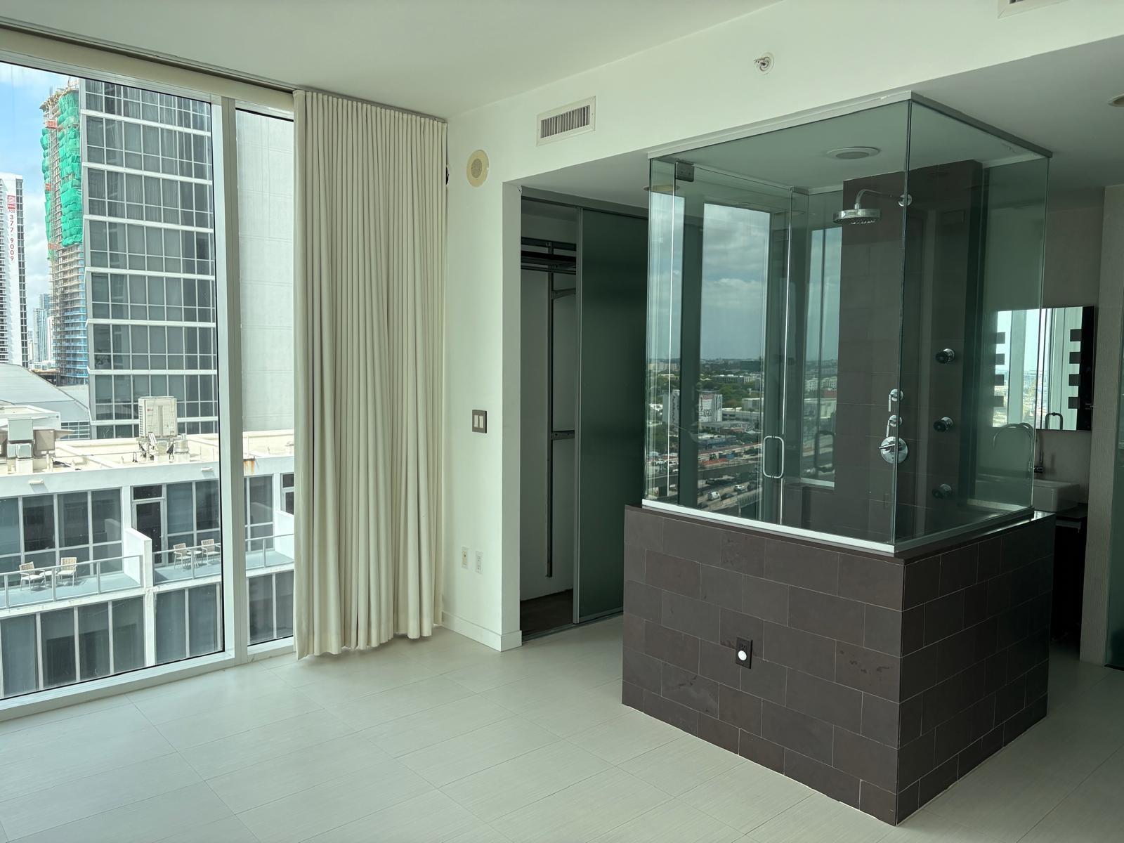 TEN MUSEUM PARK - Residential