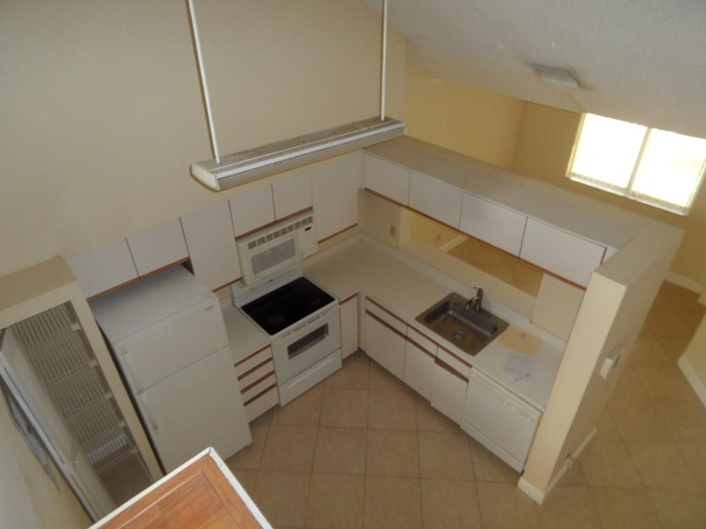 Colonnades Condo - Residential